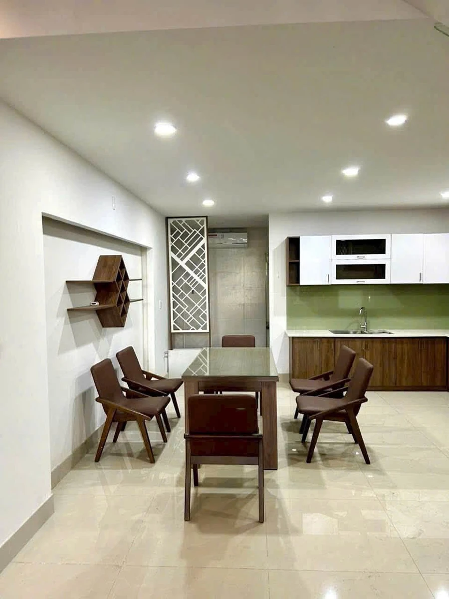 Cho thuê nhà 3,5 tầng mặt tiền Trần Nhân Tông, Sơn Trà, Đà Nẵng, 92m2, 4PN, 25 triệu/tháng - Ảnh thu nhỏ 2