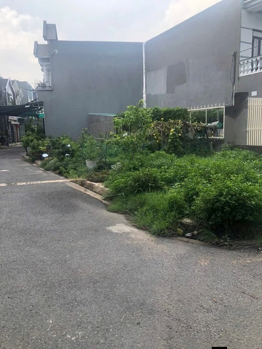 Bán lô đất gốc 2 mặt tiền 4,6x17m, sổ hồng riêng, thổ cư 100%, phường Bửu Hòa, Biên Hòa - Ảnh 1