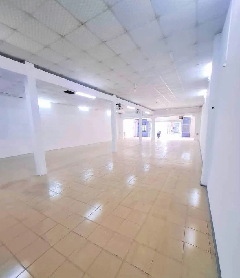 Cho thuê mặt bằng 240m² gần Tân Phong, Bình Tân - 15 triệu/tháng - Ảnh 1