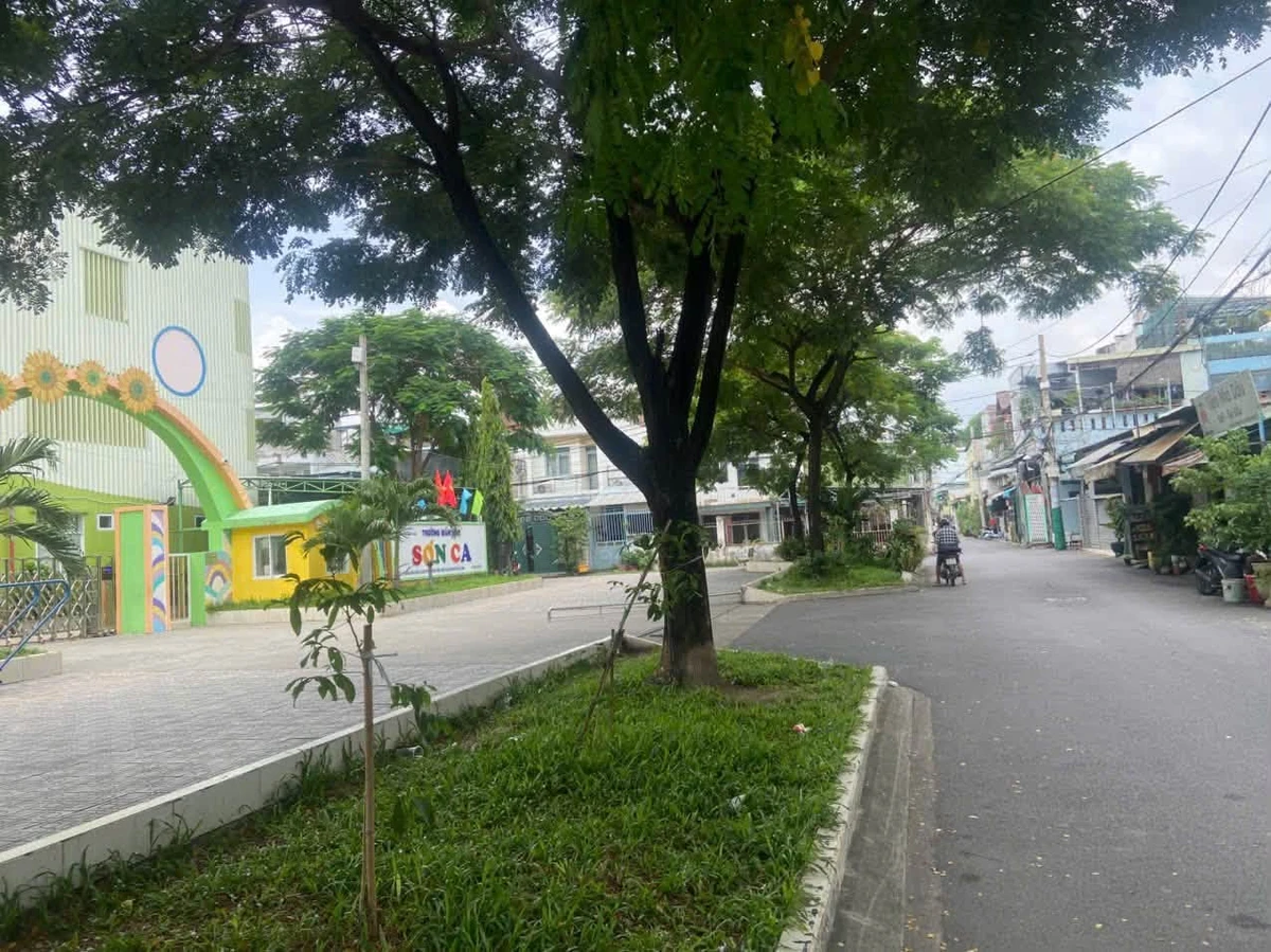 Nhà bán 2 tầng 82m2 đường Trường Chinh, Đông Hưng Thuận - Ảnh 1