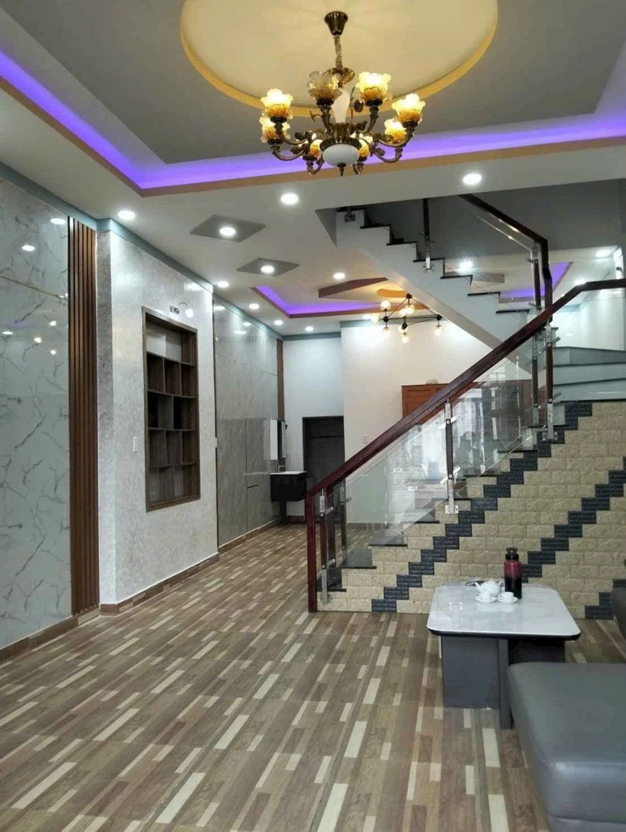Bán nhà 1 trệt 2 lầu 75m2, 4 phòng ngủ, Uyên Hưng - Ảnh thu nhỏ 3