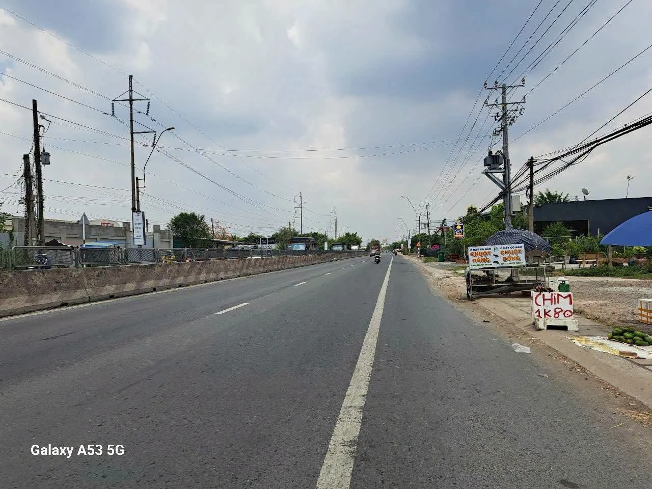 Bán đất + nhà xưởng mặt tiền QL1A Thủ Thừa 13.729m2, 72 tỷ - Ảnh 1