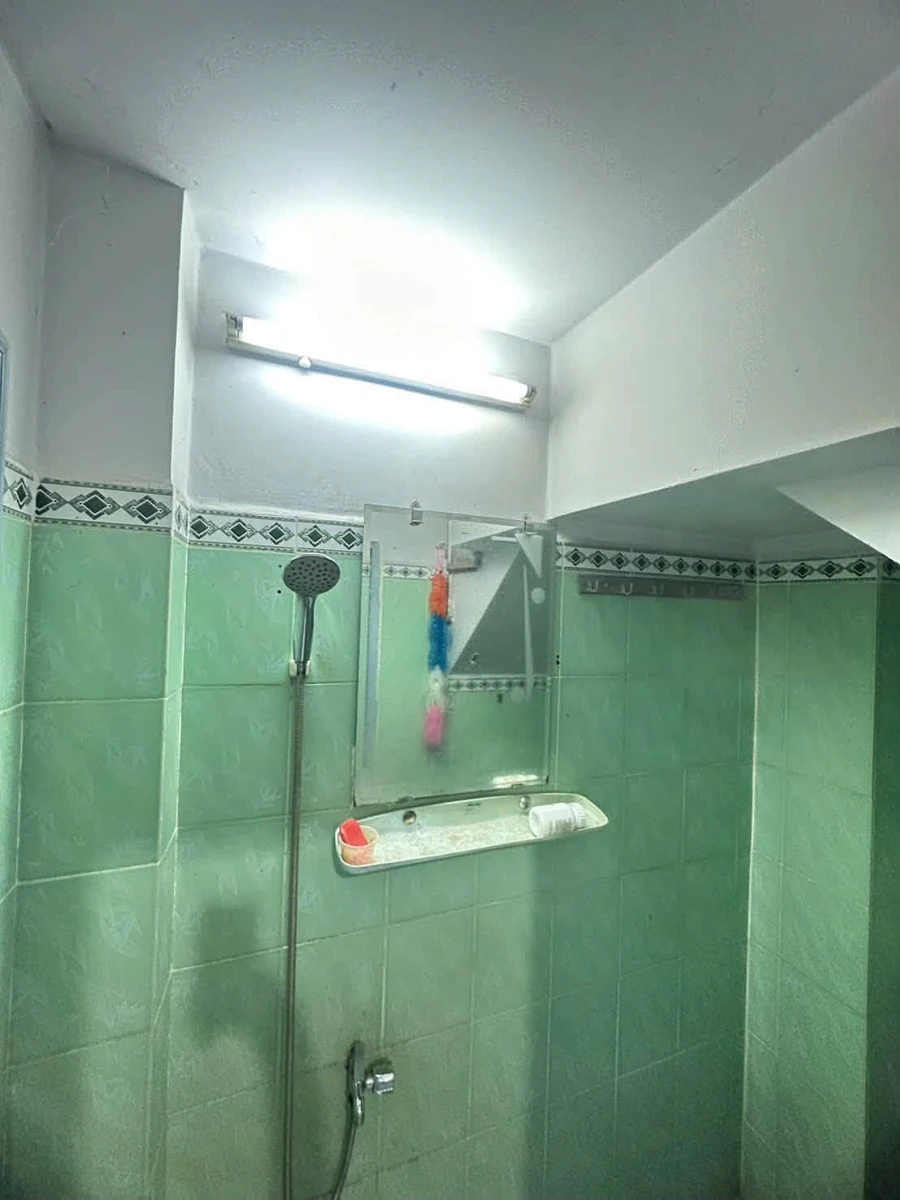 Bán nhà 3PN 2WC Hoàng Lê Kha Bình Tân 2,98 tỷ - Ảnh thu nhỏ 3