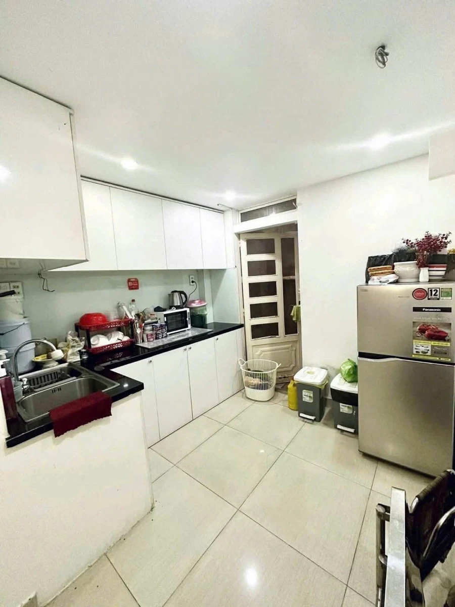 Bán nhà mặt tiền Nguyễn Duy Dương, Quận 10, 5 tầng BTCT, 40m2, có dòng tiền - Ảnh thu nhỏ 3