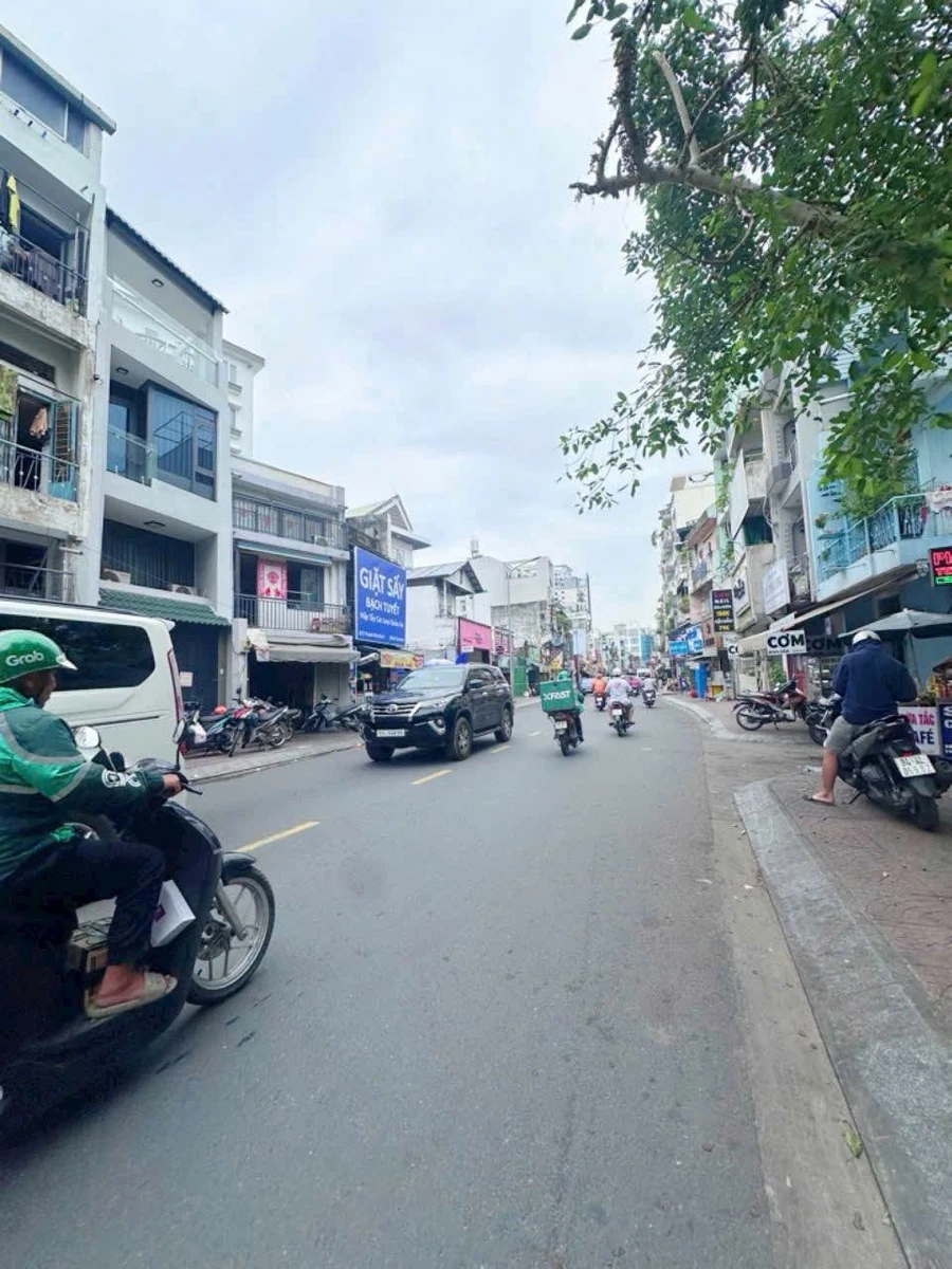 Bán nhà góc 2 mặt tiền Phan Đình Phùng Phú Nhuận gần 90m2 - 10.6 tỷ - Ảnh thu nhỏ 2