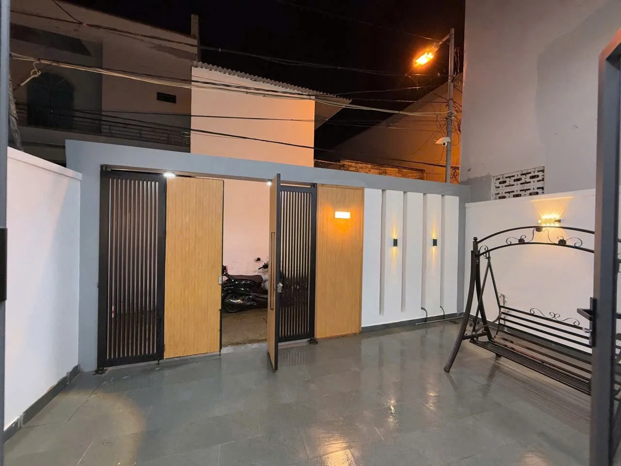 Villa mới hiện đại 73.4m² 2PN Nha Trang 3.899 tỷ - Ảnh 1