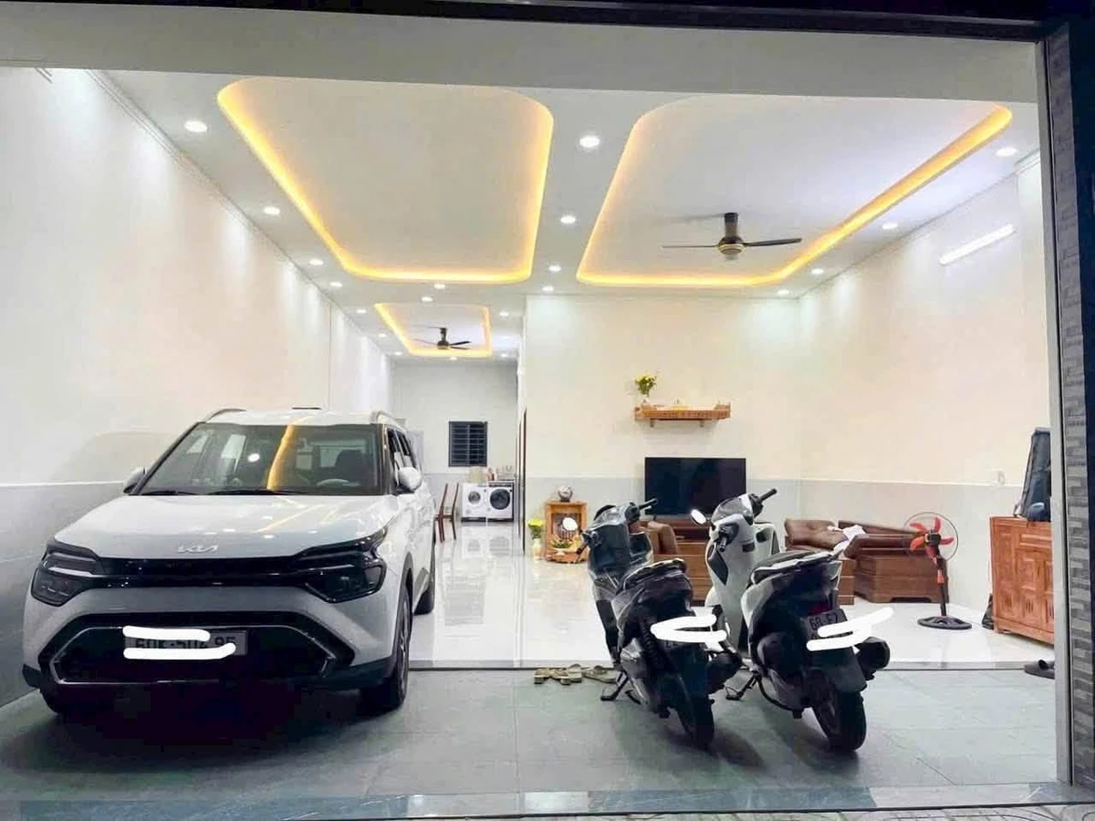Bán nhà mặt tiền Huyền Văn Sanh Long Bình 7.2x20m, kinh doanh - Ảnh 1