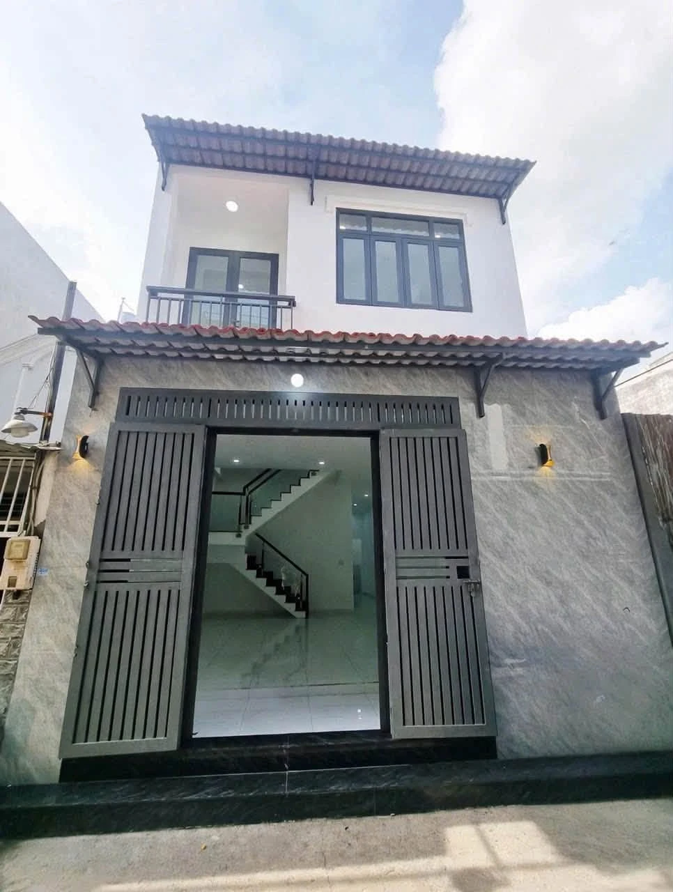 Nhà bán 2 tầng 81m² 3 phòng ngủ Huỳnh Thị Hai Q12 3,5 tỷ - Ảnh 1