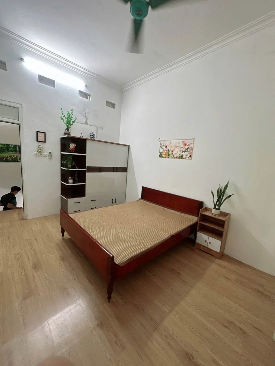 Bán nhà Giải Phóng gần Đại Học Bách Kinh Xây 17m² 4.3 tỷ - Ảnh thu nhỏ 3