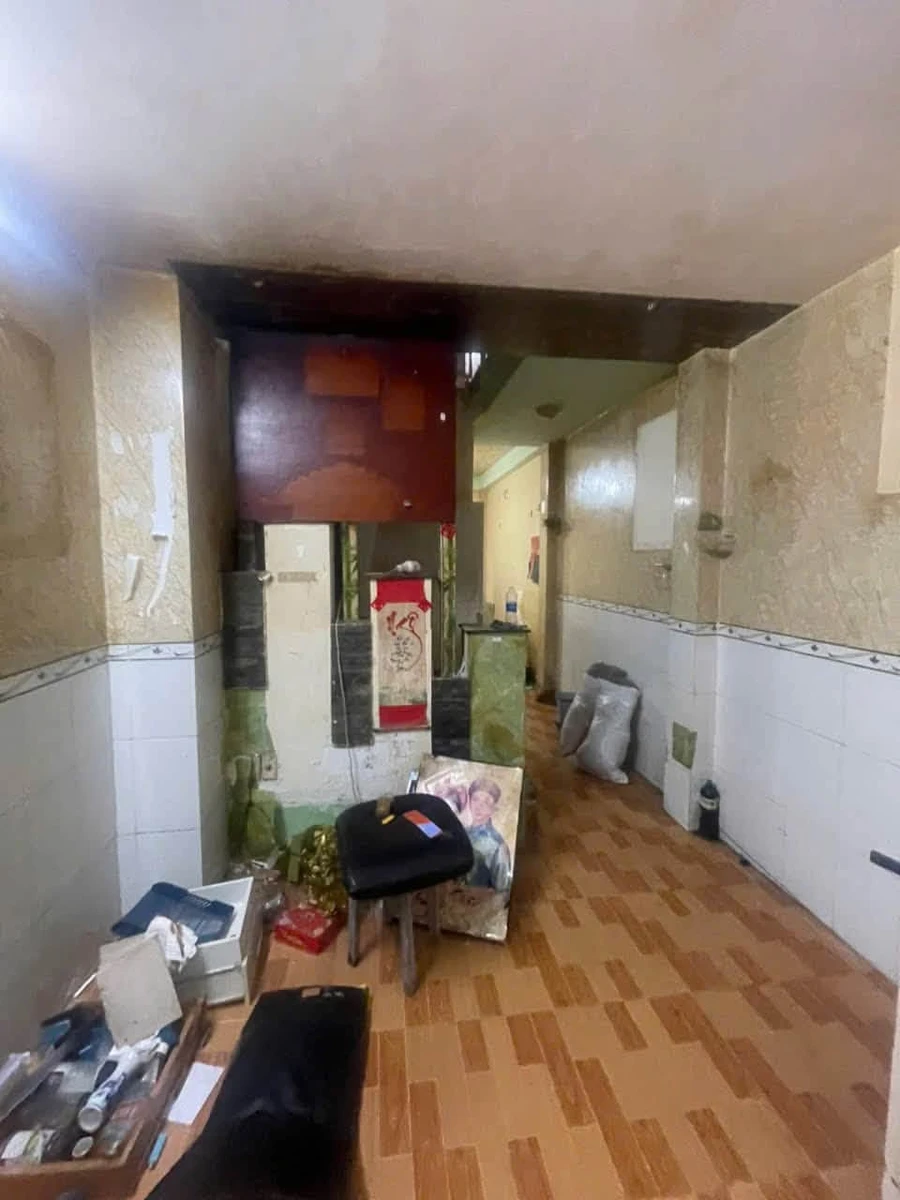 Bán nhà 1 trệt 3 lầu 6 phòng ngủ 595 Nguyễn Đình Chiểu, Phường 2, Quận 3 - Ảnh thu nhỏ 2