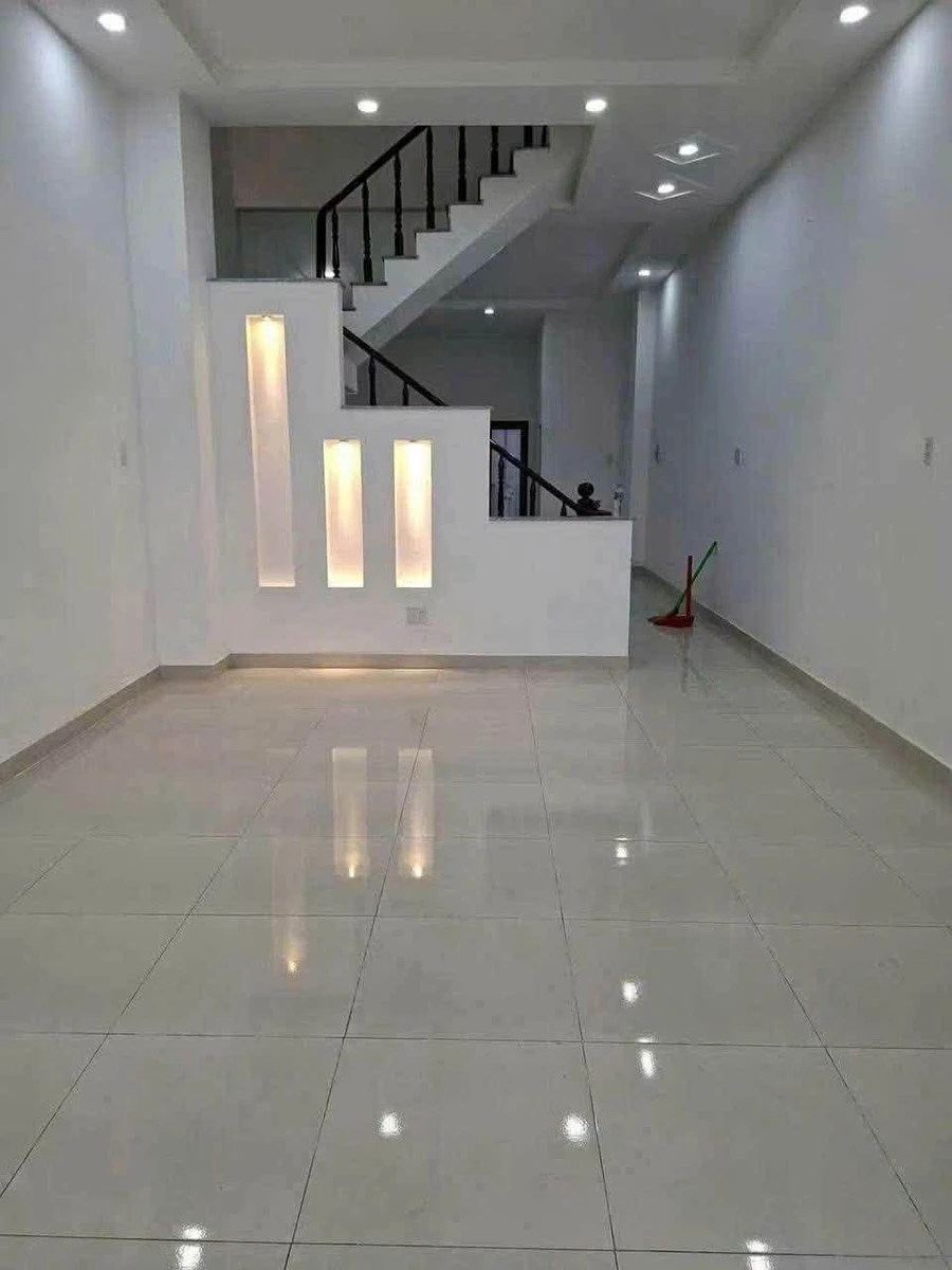 Cho thuê nhà 1 trệt 2 lầu 220m2, 4 phòng ngủ, 9 triệu/tháng tại KDC Phương Nam, Bến Tre - Ảnh thu nhỏ 4