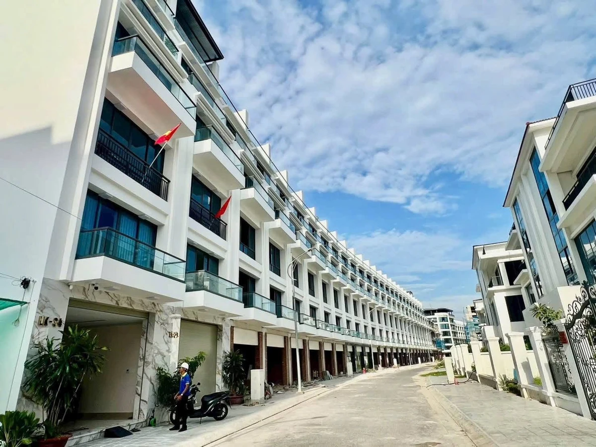 Bán nhà liền kề 6 tầng 100m² Nha Trang 9 tỷ - Ảnh 1
