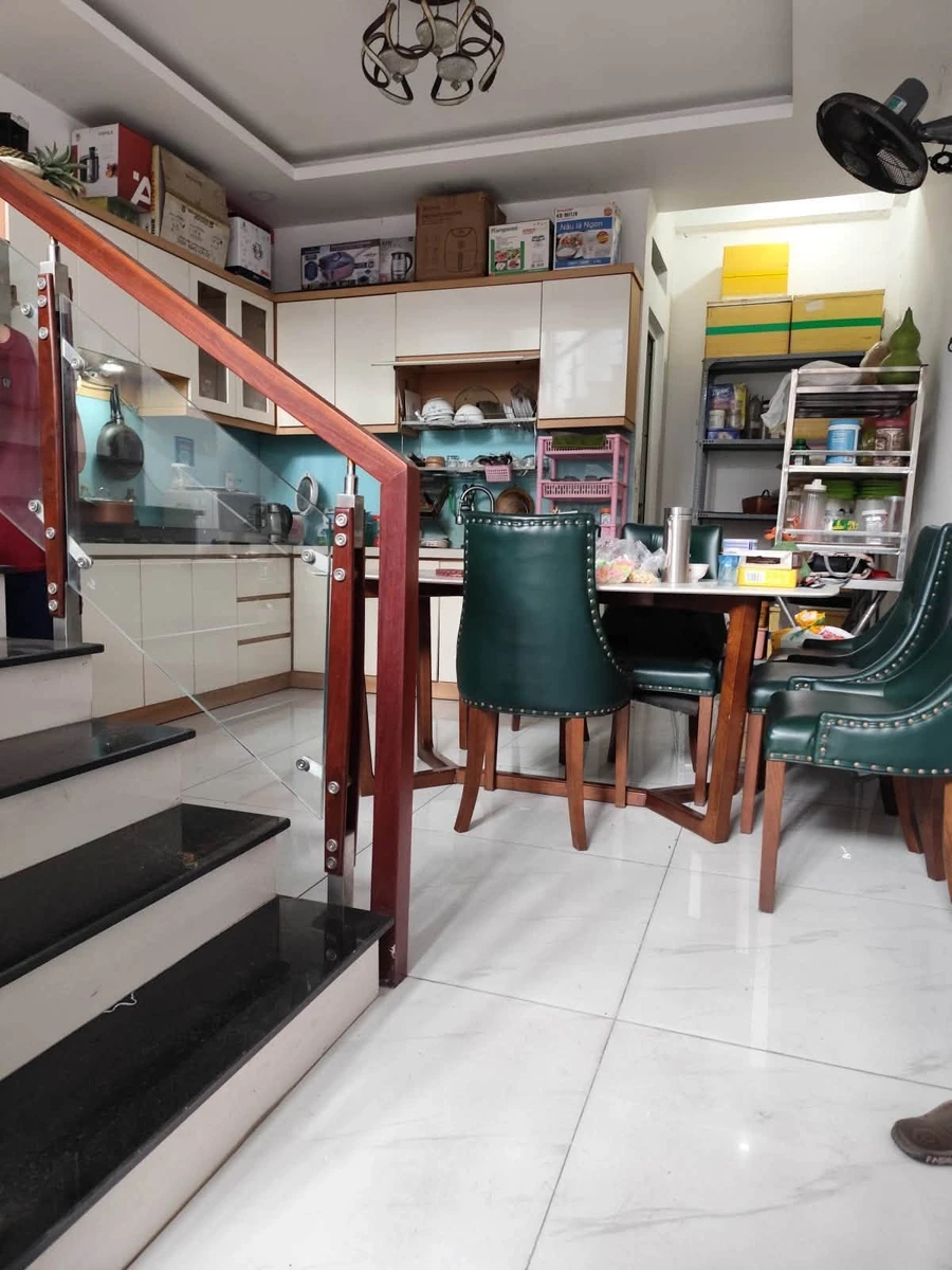 Bán nhà mặt tiền Thới An 22, KDC Song Minh, 63m2, 5 tầng BTCT, 4PN, giá 6,8 tỷ, Quận 12 - Ảnh thu nhỏ 3