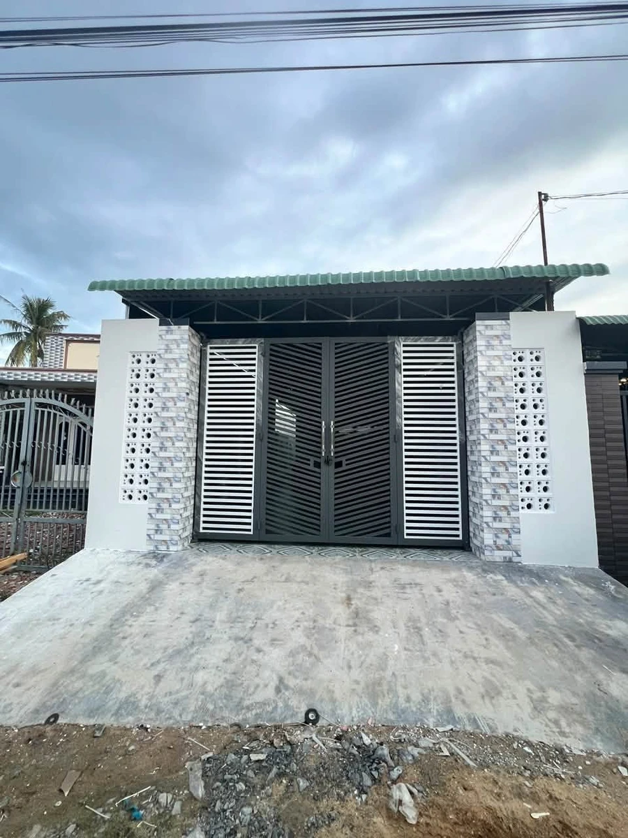 Bán nhà đất 100m² 3 phòng ngủ Tây Ninh 1,7 tỷ - Ảnh 1