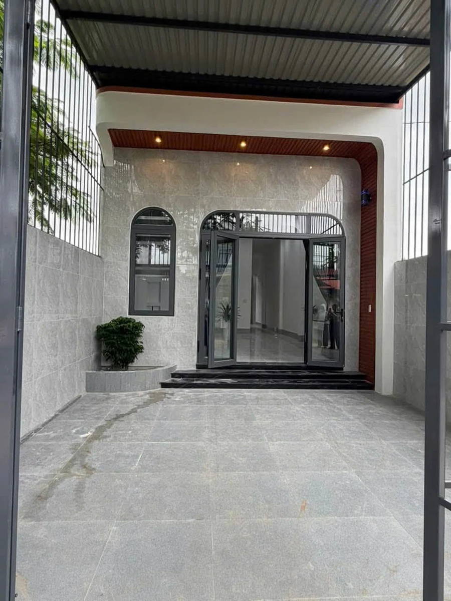 Bán nhà mới 81.6m² 2PN 2WC Bình Phước, tặng full nội thất - Ảnh thu nhỏ 2