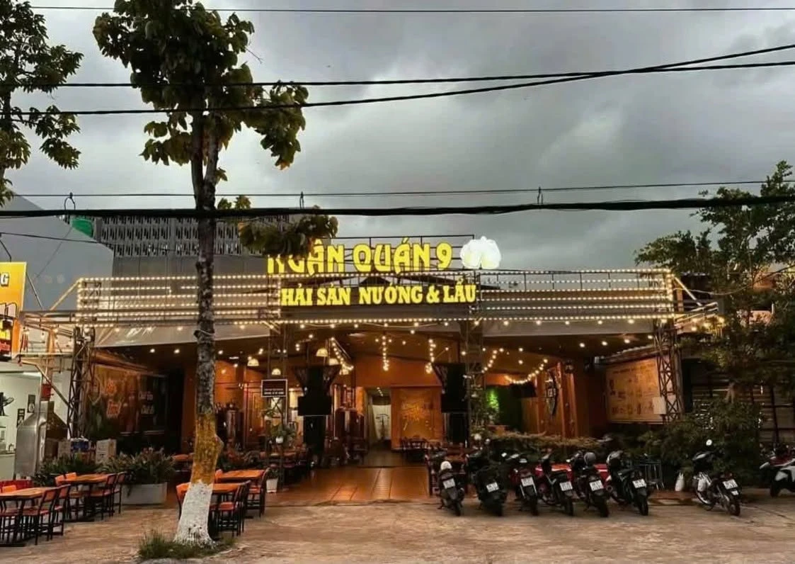 Sang nhượng nhà hàng mặt tiền đường 3/2, Rạch Giá, 450m2, giá 700 triệu - Ảnh thu nhỏ 2