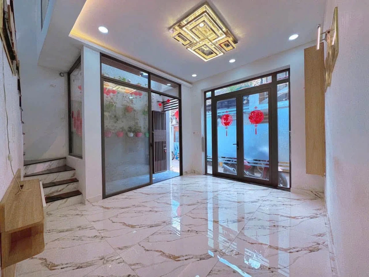 Bán nhà 3 phòng ngủ 100m2 Duy Tân Đà Nẵng - Ảnh 1
