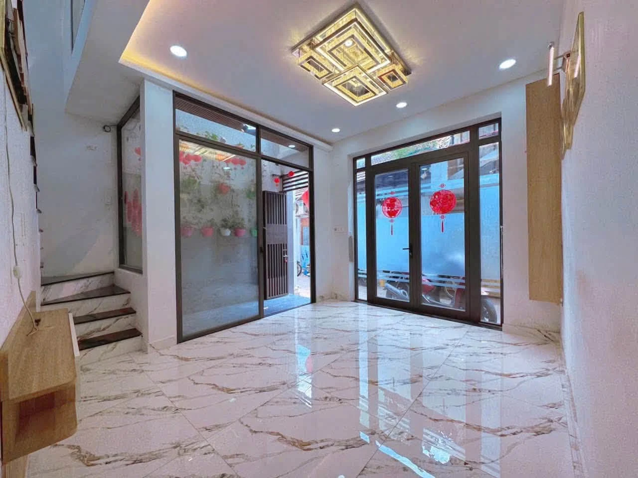Bán nhà 3 phòng ngủ 100m2 Duy Tân Đà Nẵng - Ảnh 1