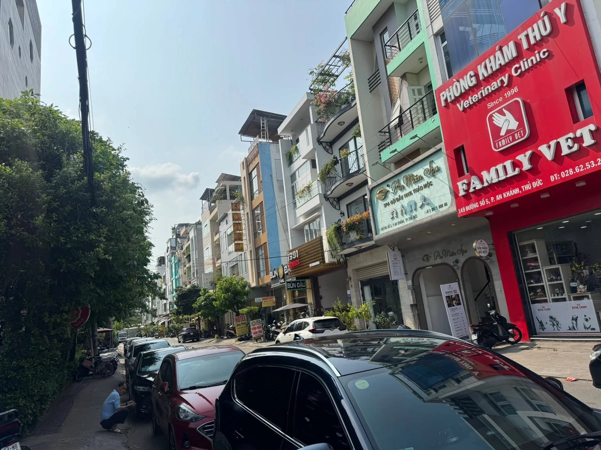 Bán mặt đường An Khánh Q2, 377m2, 70 tỷ - Ảnh 1