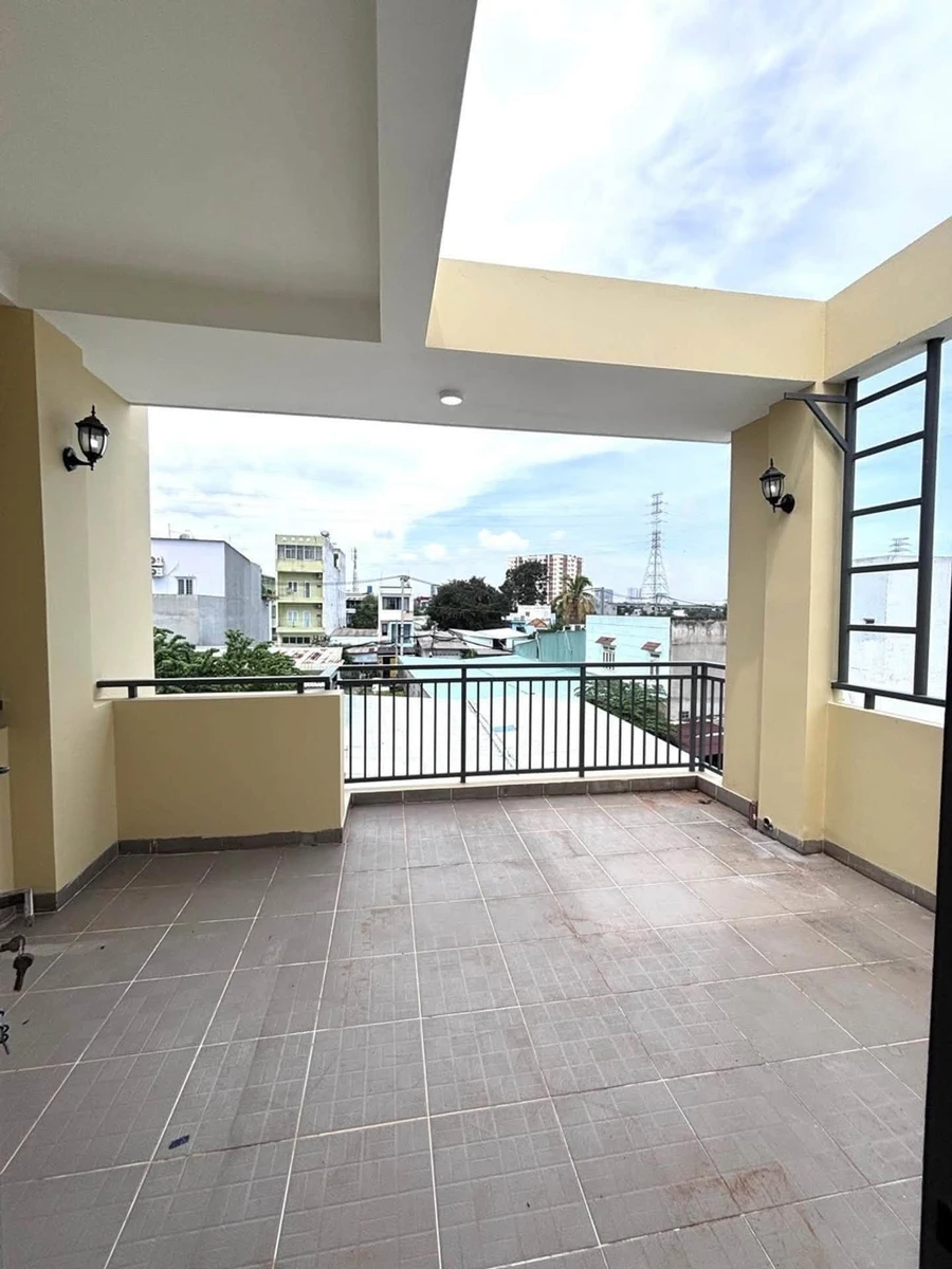 Nhà 3 tầng 70m2 4PN gần Vincom Lê Văn Việt Quận 9 giá 5.95 tỷ - Ảnh thu nhỏ 5