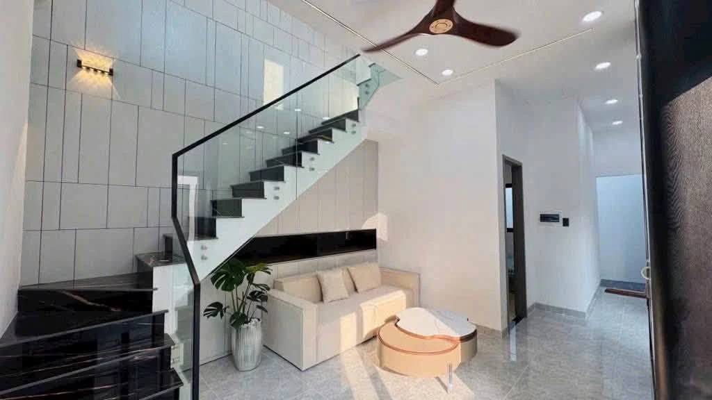 Bán nhà Q7 10x7m nội thất cao cấp 5,9 tỷ - Ảnh thu nhỏ 3