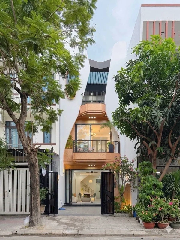 Bán nhà phố Hòa Xuân Đà Nẵng 100m2 3 phòng ngủ 8 tỷ