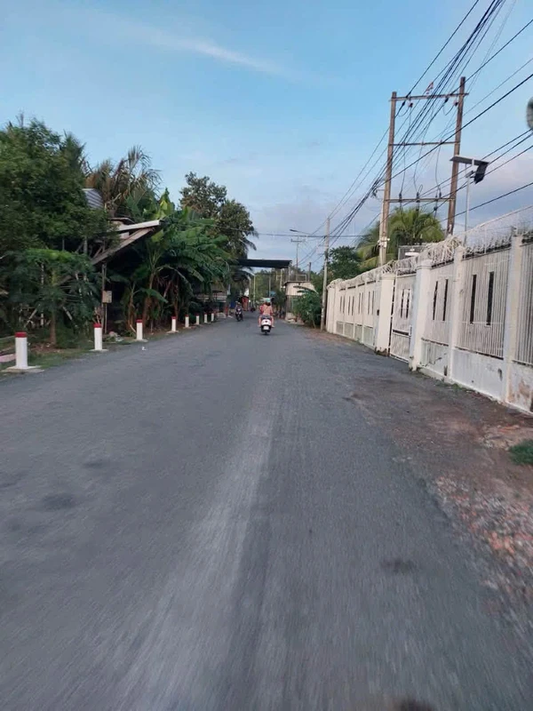 Bán nền đất mặt tiền Lộ Nhà Việc 500m2 giá 3 tỷ, Phường An Hội, Vĩnh Long