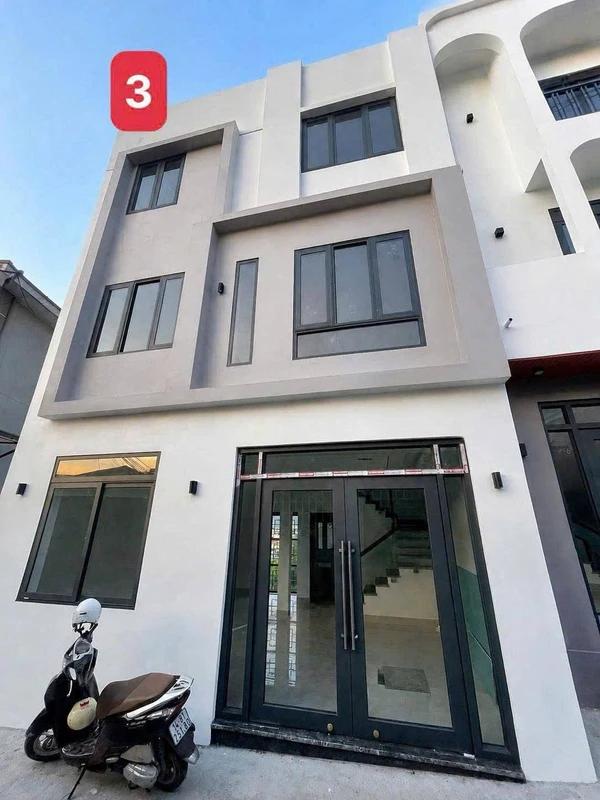 Bán nhà 3 tầng 75m² Hạ Long Quảng Ninh 2.35 tỷ