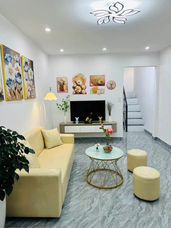 Bán nhà 2 tầng mới hoàn thiện 30m², 2 phòng ngủ, ngõ 89 chợ Cột Đèn, Hải Phòng