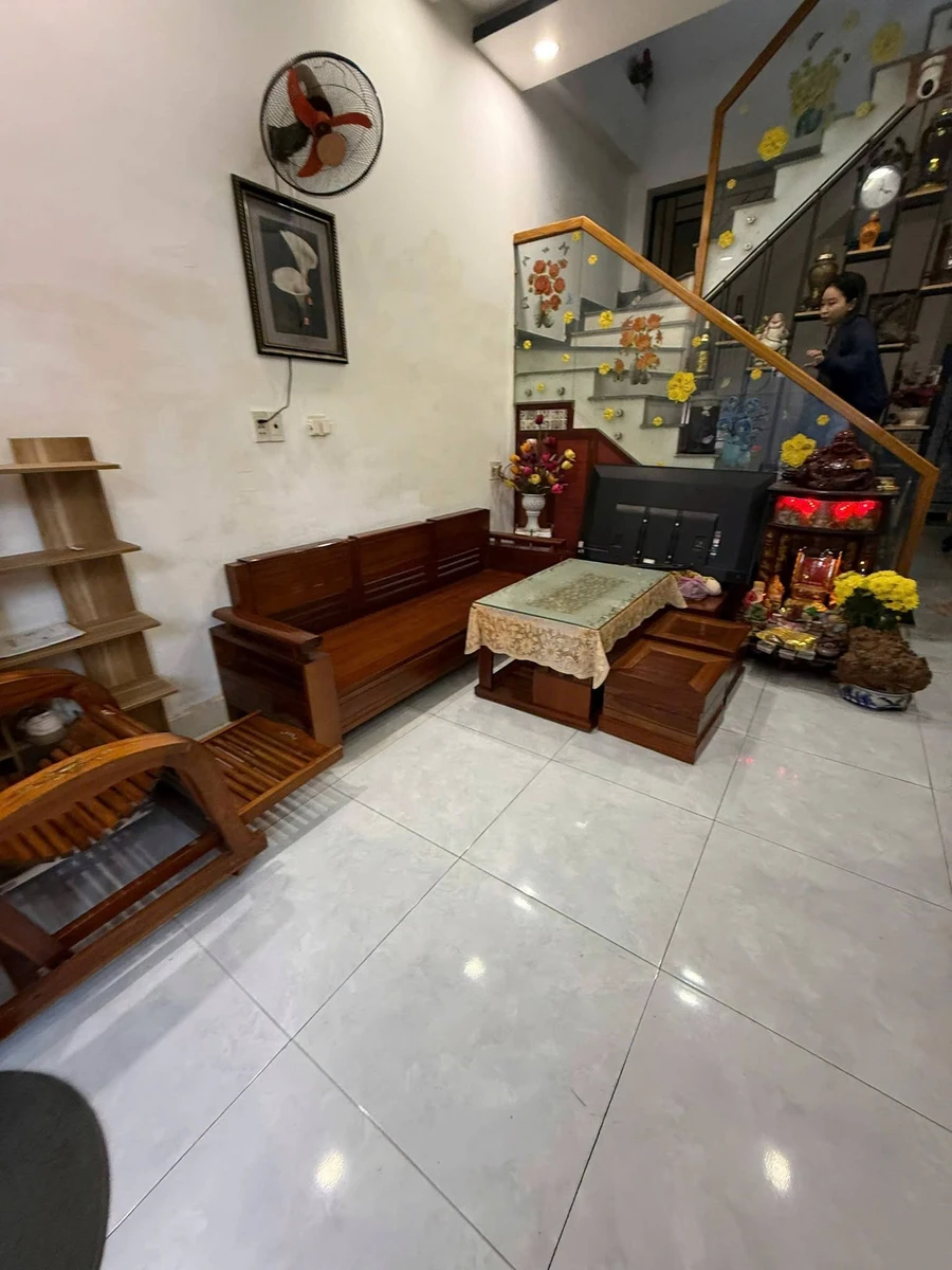 Bán nhà 2 tầng 62m² 3 phòng ngủ Tôn Đản, Quận 9 - Ảnh thu nhỏ 2