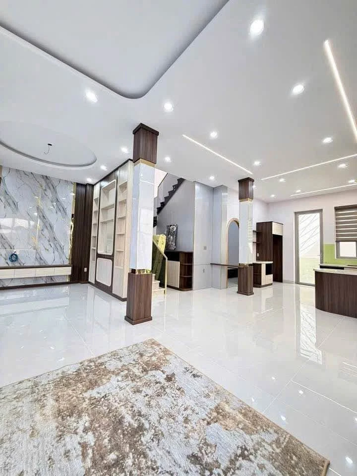 Bán nhà lầu tân cổ điển 100m² gần Văn Miếu Trấn Biên, Biên Hòa - Ảnh thu nhỏ 2