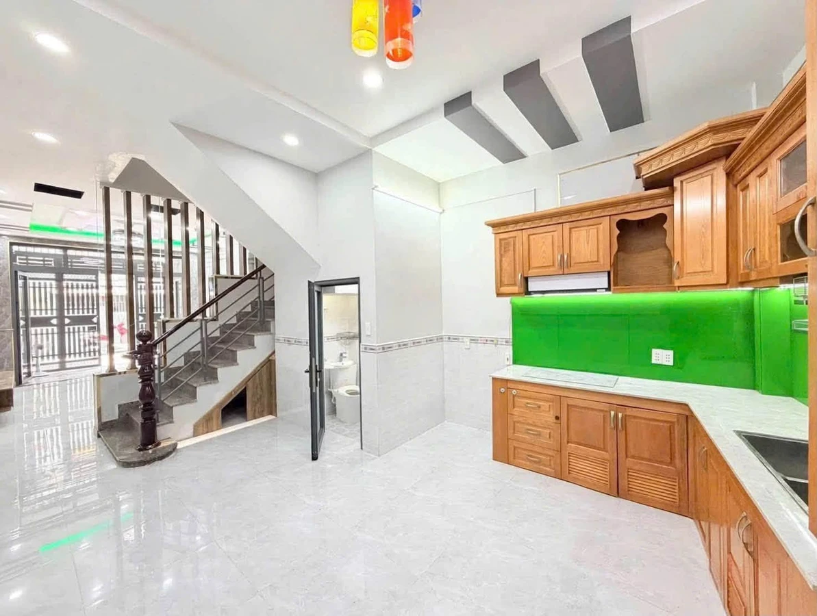 Bán nhà hẻm 4m Chiến Lược, Bình Trị Đông, Bình Tân, 60m², 4PN, giá 6,25 tỷ - Ảnh thu nhỏ 4