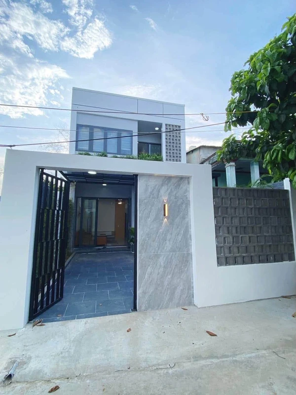 Bán villa mini 2 tầng 120m2 sân vườn ở Đà Nẵng