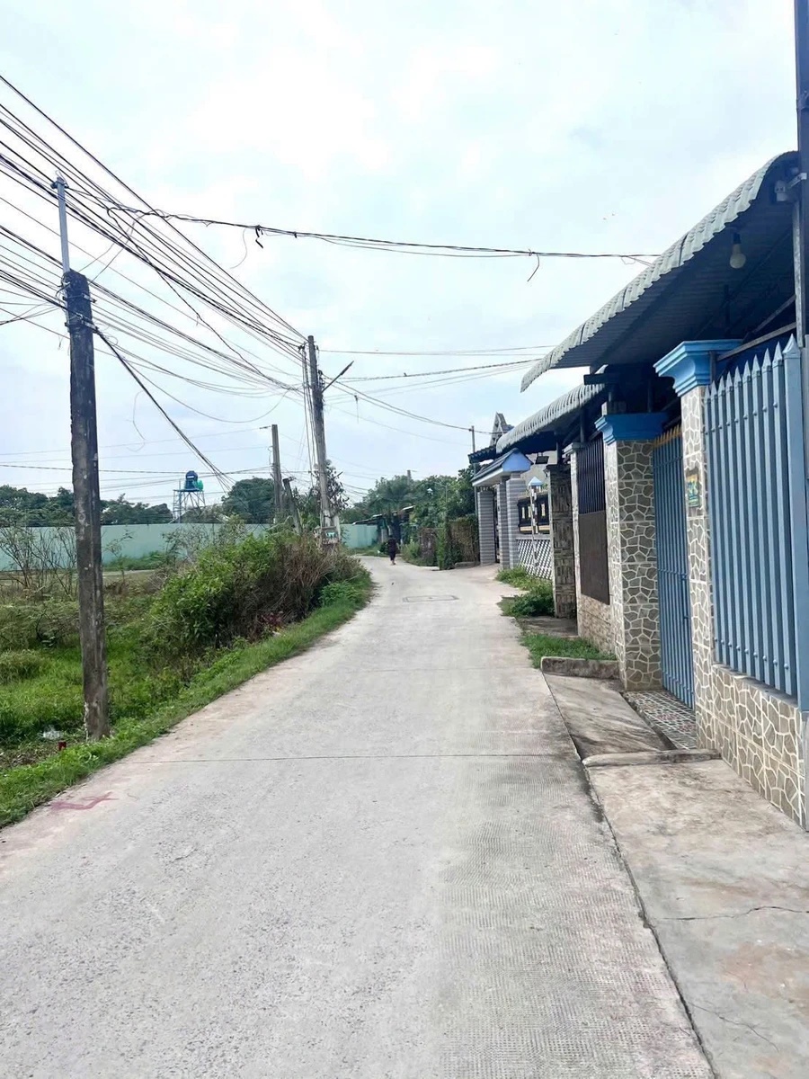 Bán đất thổ cư 4,5x29m mặt tiền bê tông, sổ hồng riêng, giá 1,35 tỷ tại Đức Hòa, Long An - Ảnh thu nhỏ 3