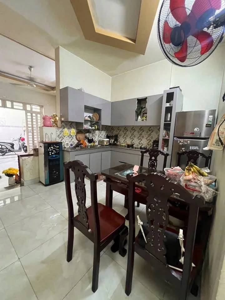 Bán nhà mặt tiền Lò Lu Q9, 85m2, kinh doanh tốt, 8.5 tỷ - Ảnh thu nhỏ 3