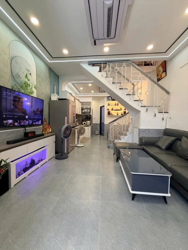 Bán nhà 3 tầng 56m2 hẻm xe hơi Thạnh Lộc 19, Quận 12, giá 4,6 tỷ