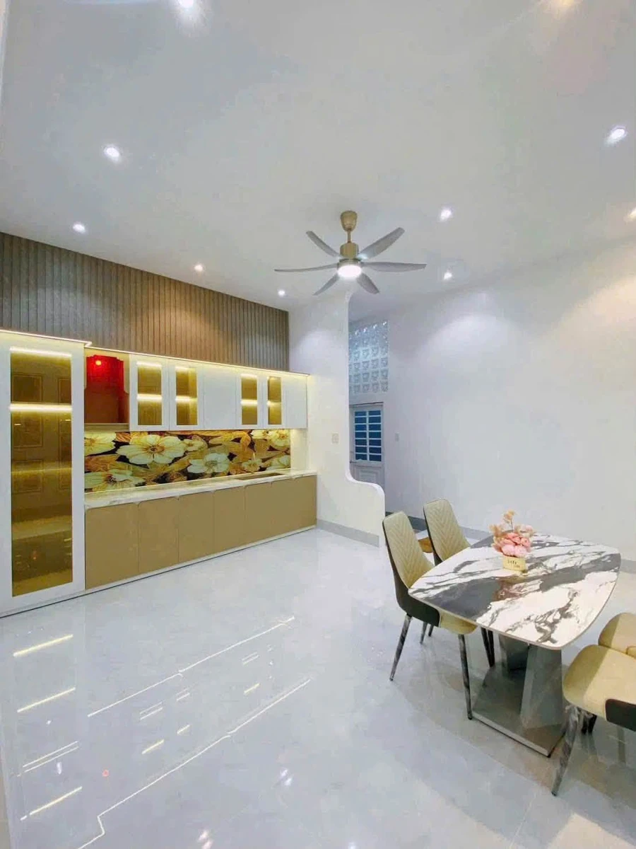 Bán nhà lầu 100m2 đường Đồng Khởi, Quận 1 giá 2 tỷ - Ảnh thu nhỏ 5