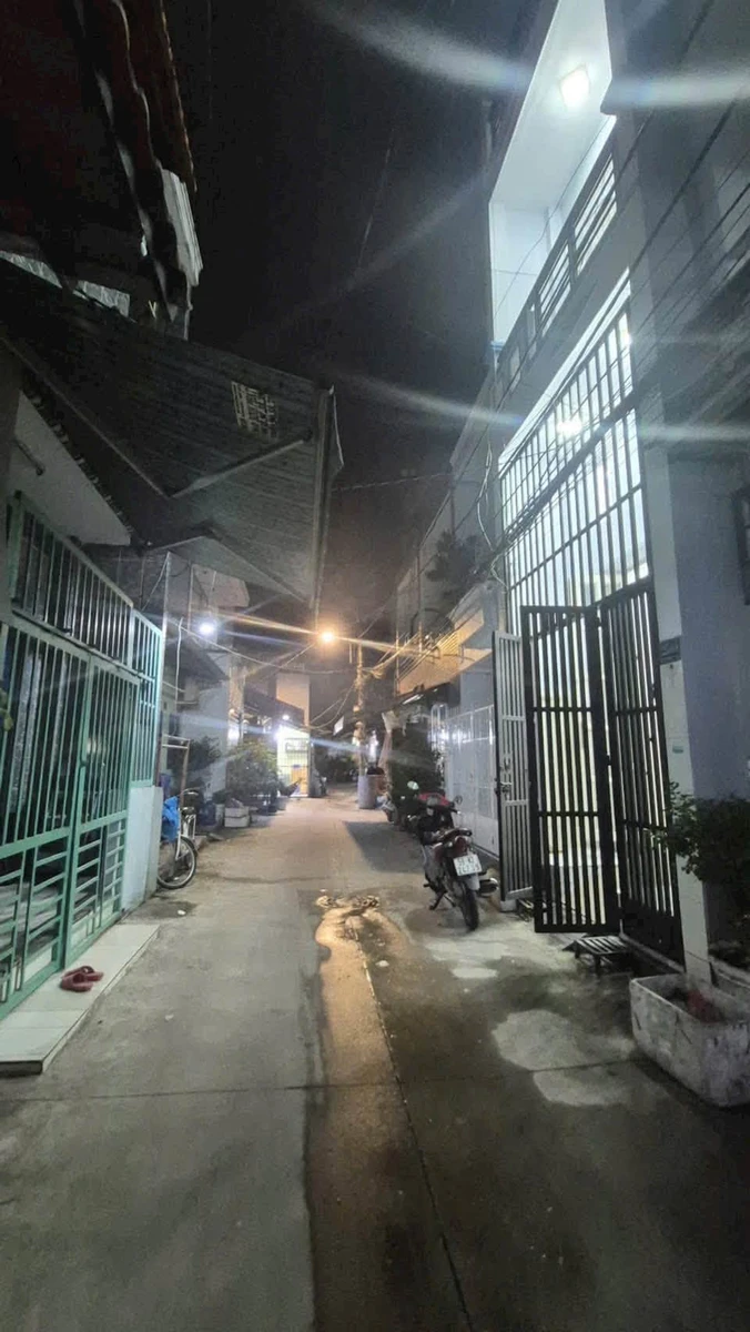 Bán nhà đúc BTCT 3x12m, 1 trệt 2 lầu sân thượng, 3PN 4WC, 1225 Phạm Thế Hiển, Quận 8 - Ảnh 1