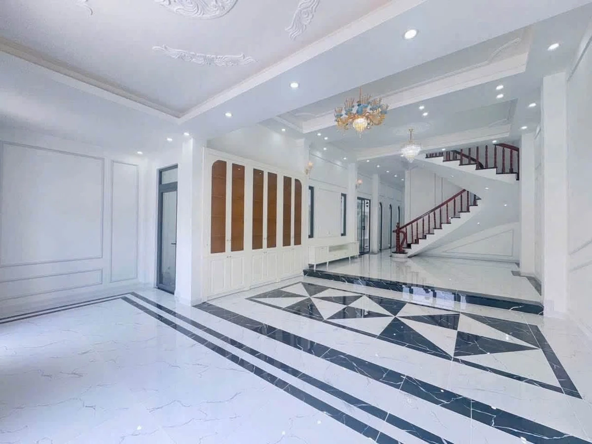 Bán nhà mặt tiền Thành Thái, 164m², 4PN, 5 tỷ 490 triệu - Ảnh thu nhỏ 4