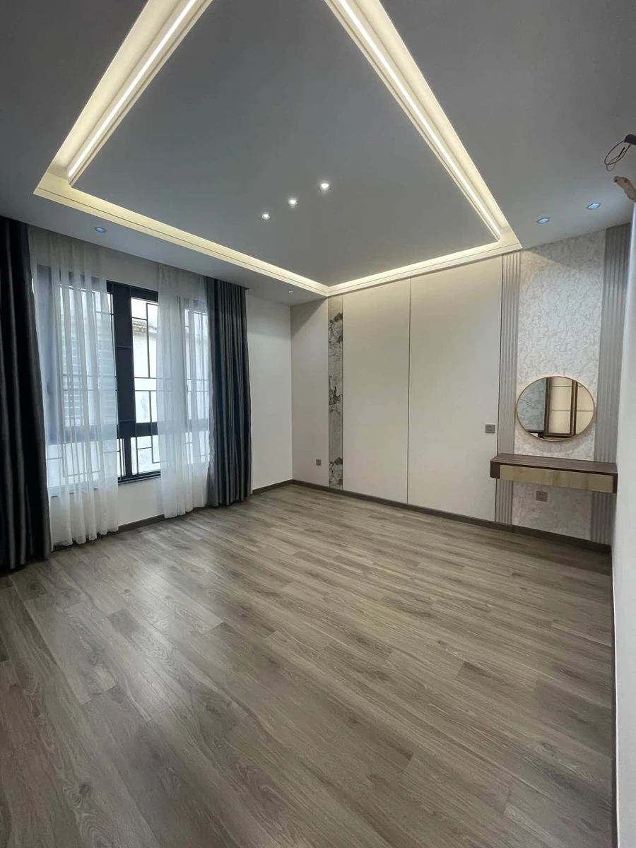 Bán nhà mặt tiền Tên Lửa 5x20m, 5 phòng ngủ 16 tỷ - Ảnh thu nhỏ 4