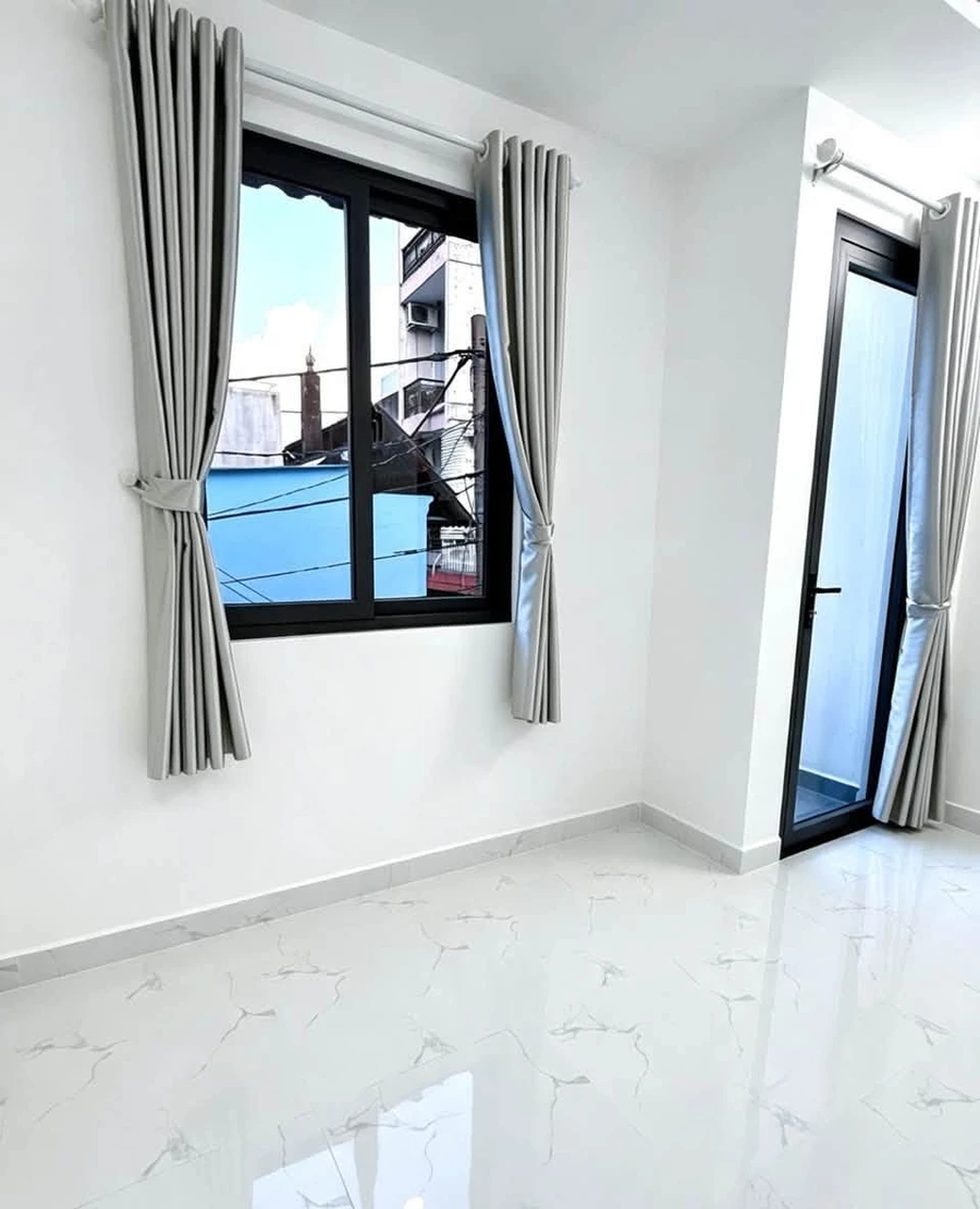 Bán nhà hẻm xe hơi đường Bình Trị Đông, 4x9m, 1 trệt 1 lầu 2PN, Bình Tân - Ảnh thu nhỏ 4