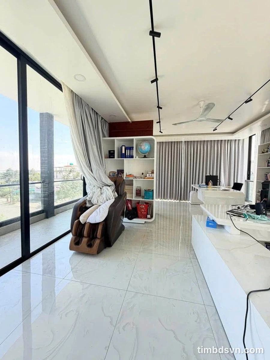 Bán biệt thự 710m² mặt tiền Quốc Lộ 50 Cần Đước - Ảnh thu nhỏ 5