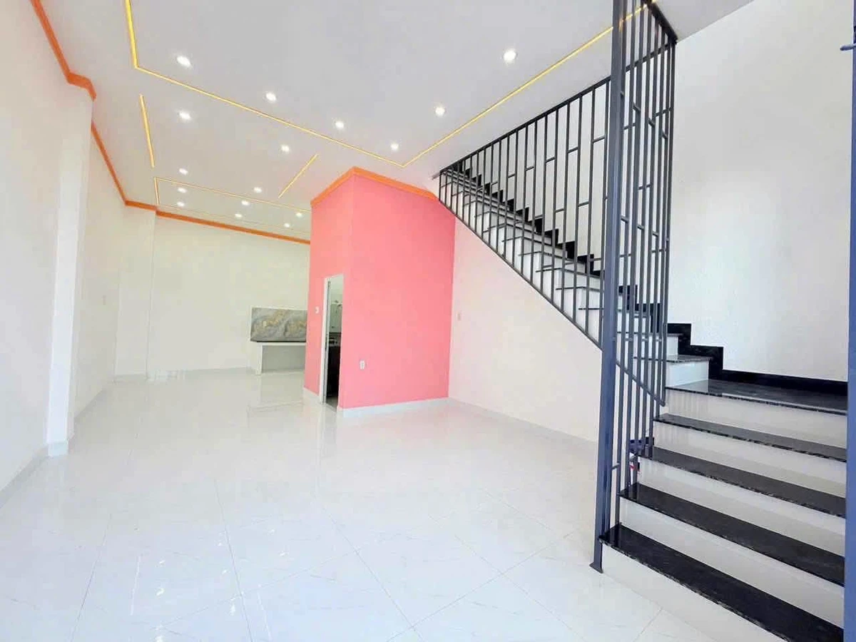 Bán nhà 1 trệt 1 lầu 60m² Phước Lợi, Bến Lức, Long An - Ảnh thu nhỏ 3