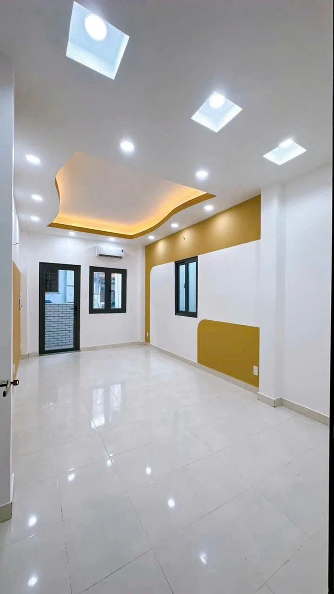 Bán nhà phố 4 tầng Quận 4, 29m², 5 tỷ 290 triệu - Ảnh thu nhỏ 3
