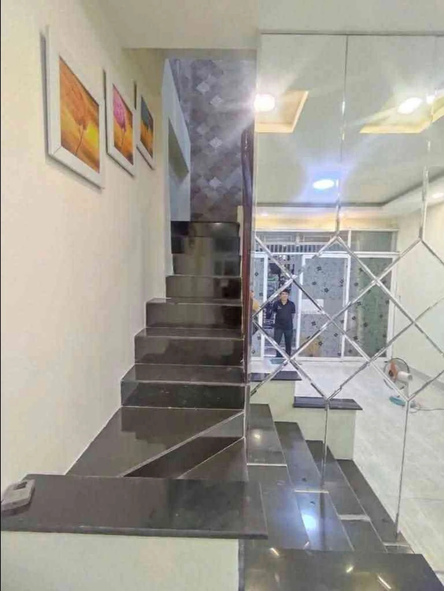 Bán nhà 2 tầng 64m² Lê Văn Sỹ, Quận 3 gần mặt tiền nhỉnh 7 tỷ - Ảnh thu nhỏ 4