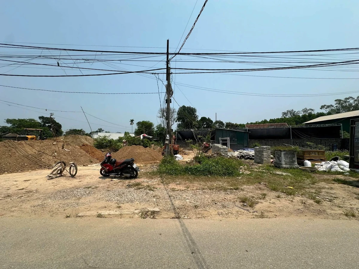 Bán nhà mặt tiền Phùng Quán Huế 150m2, giá 2,2 tỷ - Ảnh thu nhỏ 4