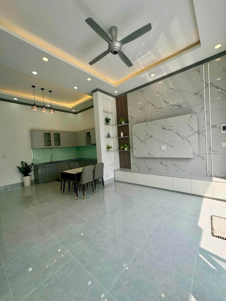 Bán nhà 2 phòng ngủ 100m² Tương Bình Hiệp 2,55 tỷ - Ảnh thu nhỏ 3