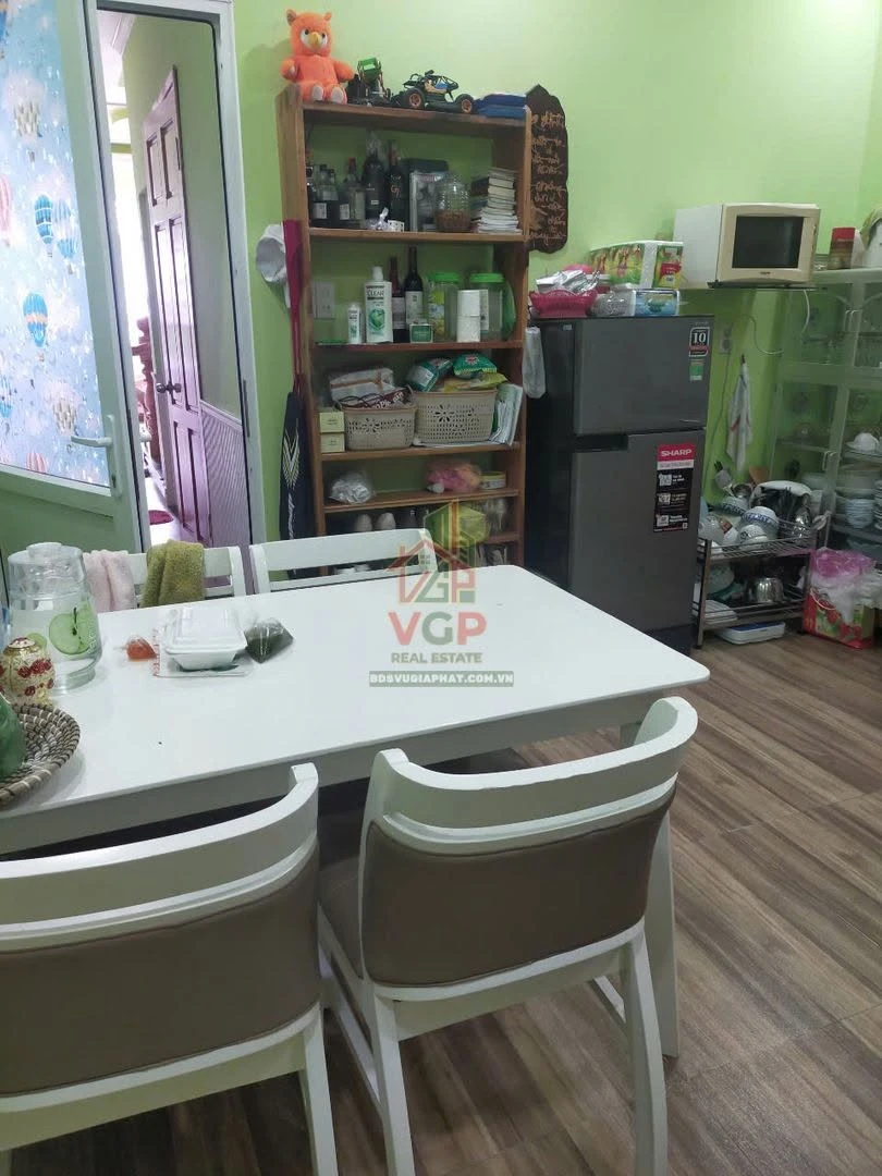 Bán nhà phố Đà Lạt 200m² mặt tiền 10m, 16 phòng, 8,2 tỷ - Ảnh thu nhỏ 2