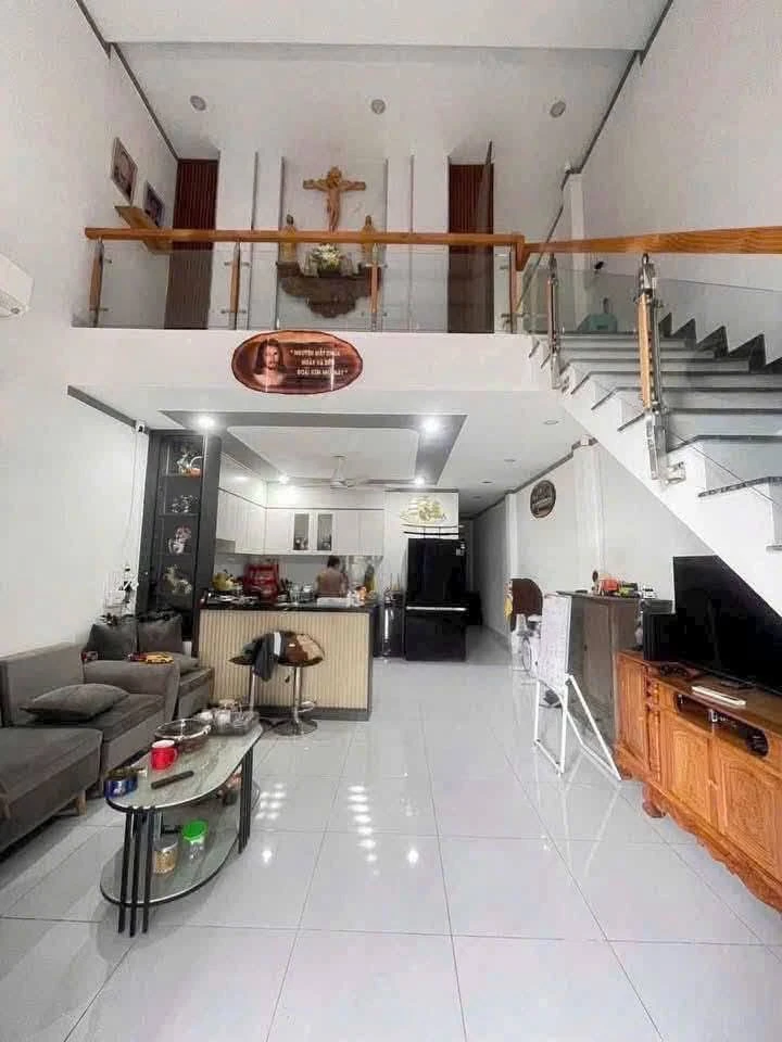 Nhà sổ riêng góc 2 mặt tiền 100m² gần chợ Phú Sơn, 1,95 tỷ - Ảnh thu nhỏ 3