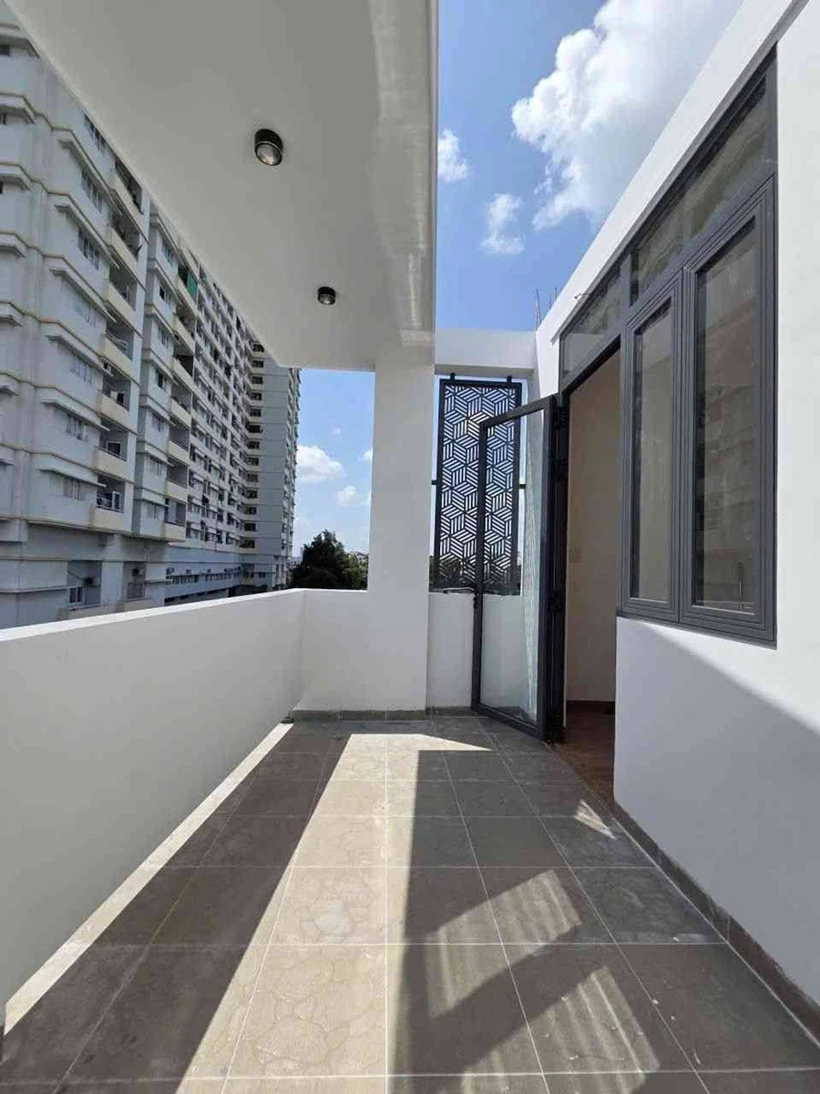 Bán nhà 3 tầng, 3 PN, 7.6 tỷ, 51.75m² An Dương Vương - Ảnh thu nhỏ 4